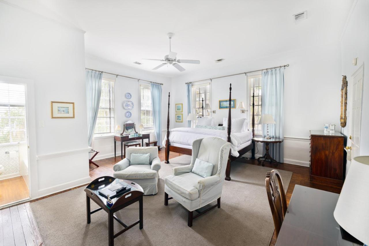 ビューフォート Rhett House Bed & Breakfast エクステリア 写真