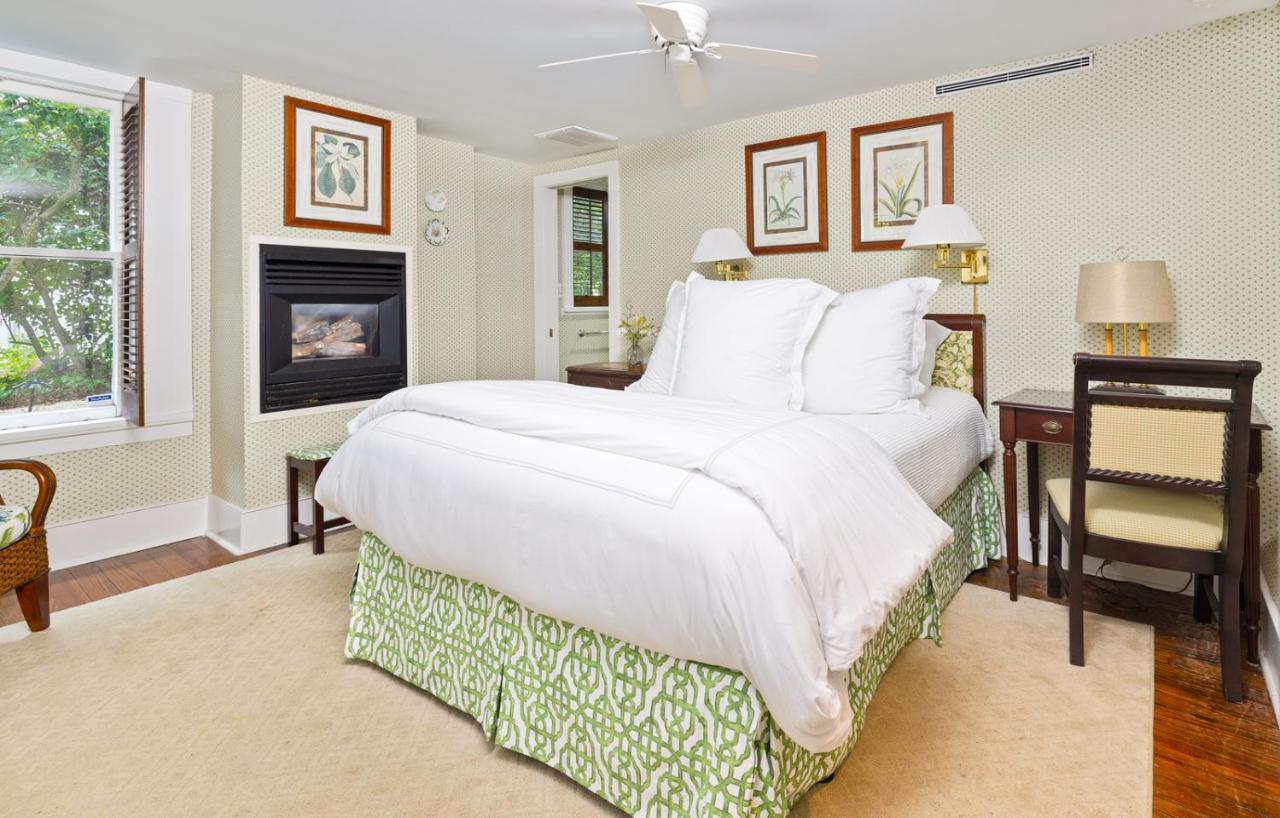 ビューフォート Rhett House Bed & Breakfast エクステリア 写真