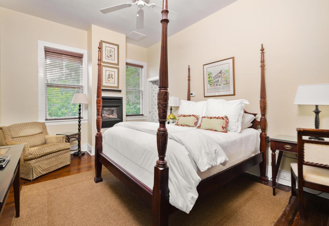ビューフォート Rhett House Bed & Breakfast エクステリア 写真